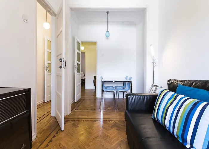 Whome | Damasceno Contemporary #59 Lissabon